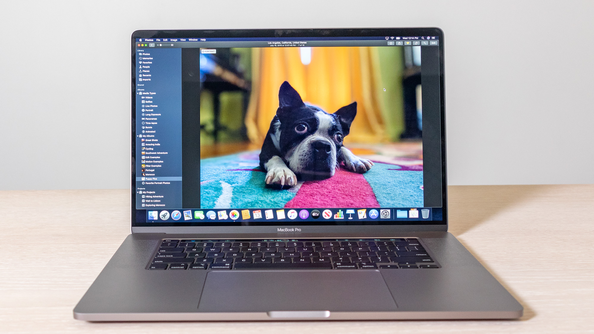 ecran de apple macbook pro 16.jpg