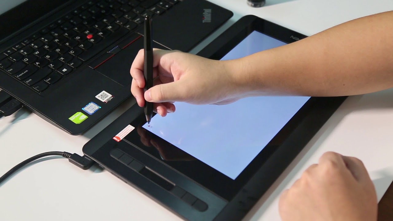 mesa digitalizadora xp-pen artist 12 com computador portátil.jpg