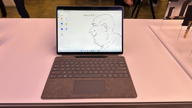Surface pro 9 tablet independente com caneta